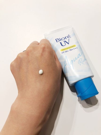 ビオレUV アクアリッチ ライトアップエッセンス/ビオレ/日焼け止めクリームを使ったクチコミ(3枚目)