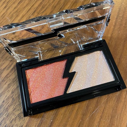 エレクトリックショックアイズ /KATE/アイシャドウパレットを使ったクチコミ(3枚目)