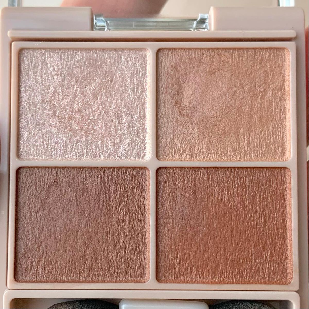 シルキースフレアイズ/キャンメイク/アイシャドウパレットを使ったクチコミ(2枚目)