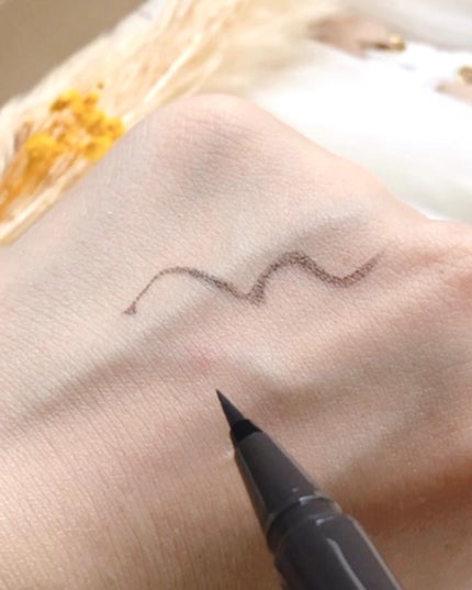 シルキーリキッドアイライナーWP/D-UP/リキッドアイライナーを使ったクチコミ(2枚目)
