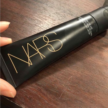 ベルベットマットスキンティント SPF30／PA+++/NARS/リキッドファンデーションを使ったクチコミ（1枚目）