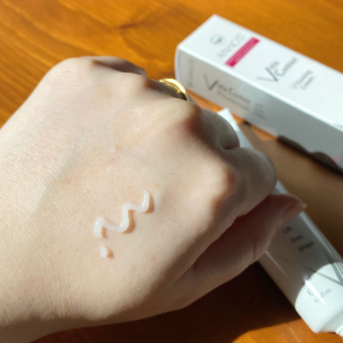 ベラコントゥアーフォーミングクリーム/ANACIS/フェイスクリームを使ったクチコミ(3枚目)