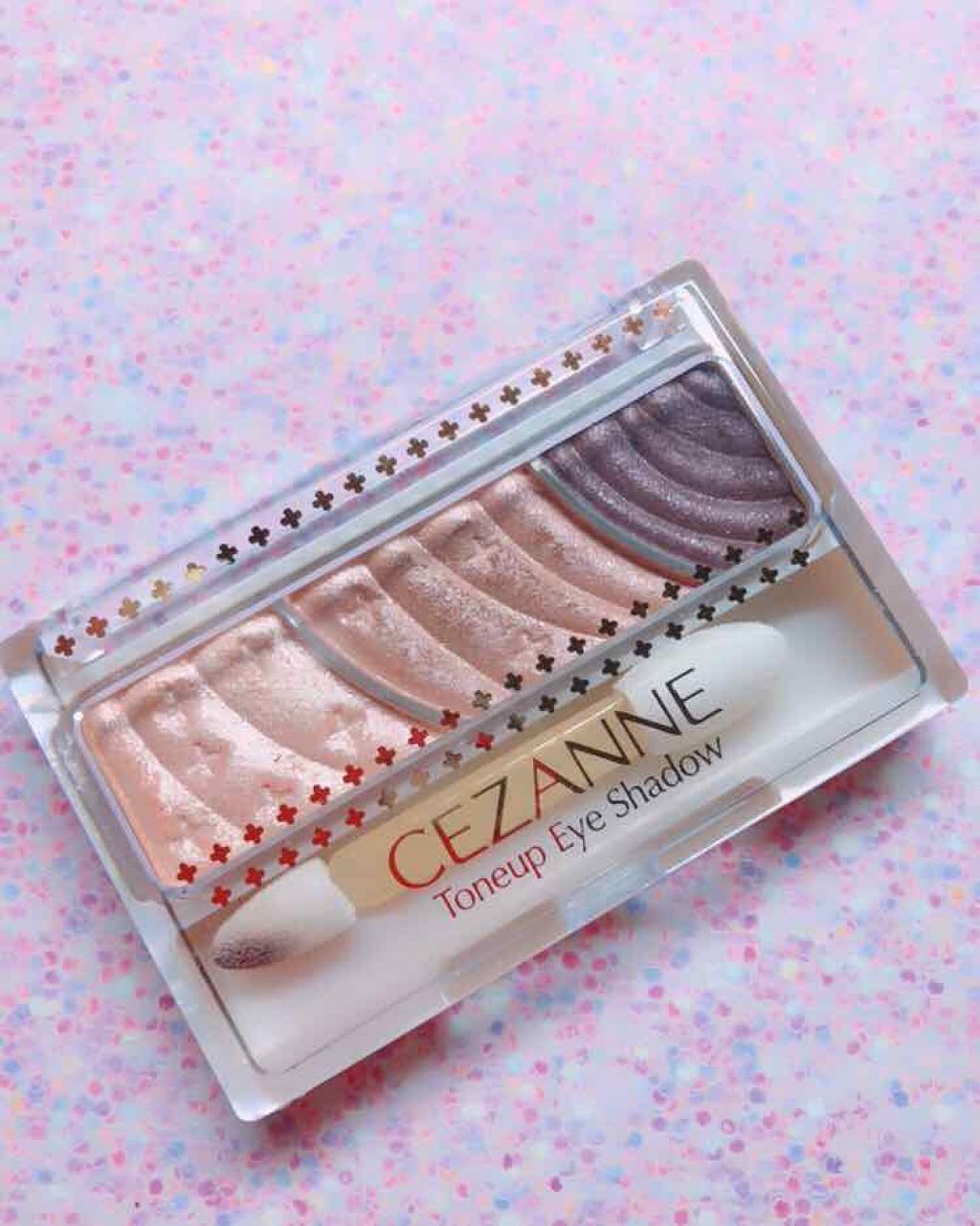 トーンアップアイシャドウ/CEZANNE/アイシャドウパレットを使ったクチコミ（2枚目）