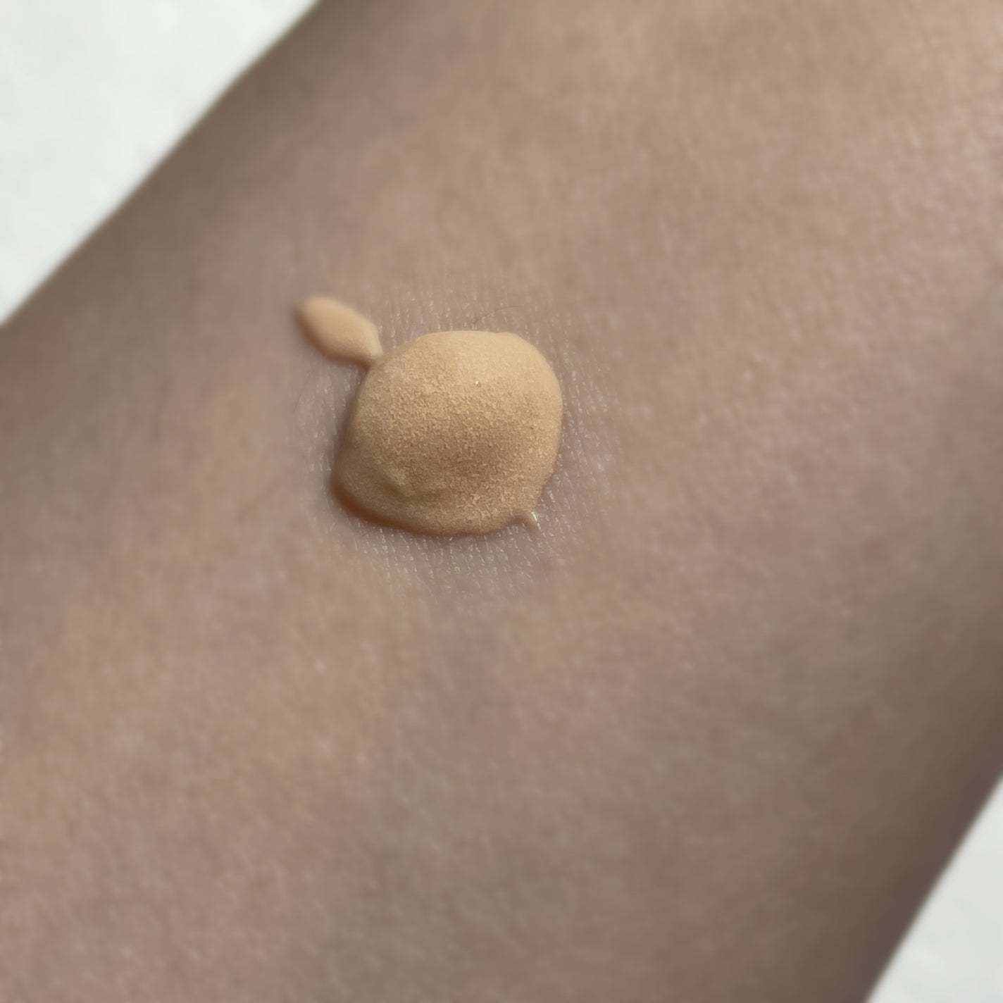 コラーゲンモイスチャースキンベース/illuN/化粧下地を使ったクチコミ(3枚目)