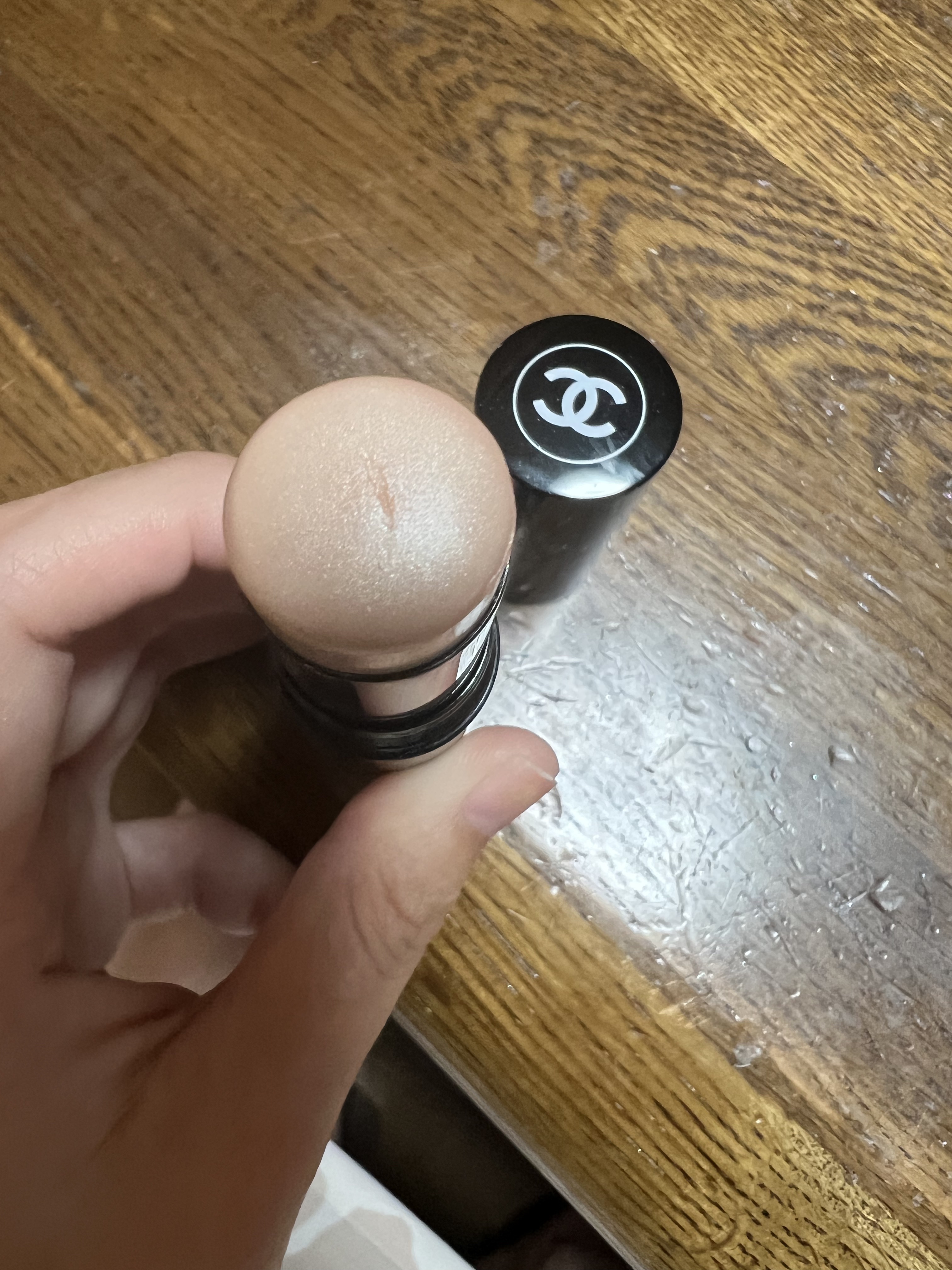 ボーム エサンシエル/CHANEL/スティックハイライトを使ったクチコミ（2枚目）