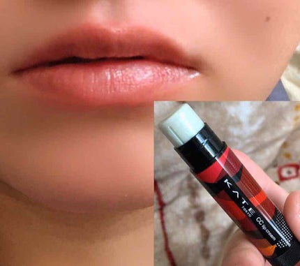 ラスティンググロスリップ/CEZANNE/口紅を使ったクチコミ(3枚目)