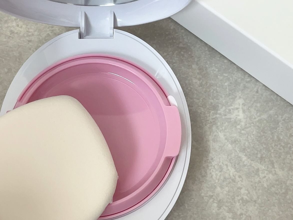 デューイーメッシュファンデーション/ASUNE /クッションファンデーションを使ったクチコミ(3枚目)