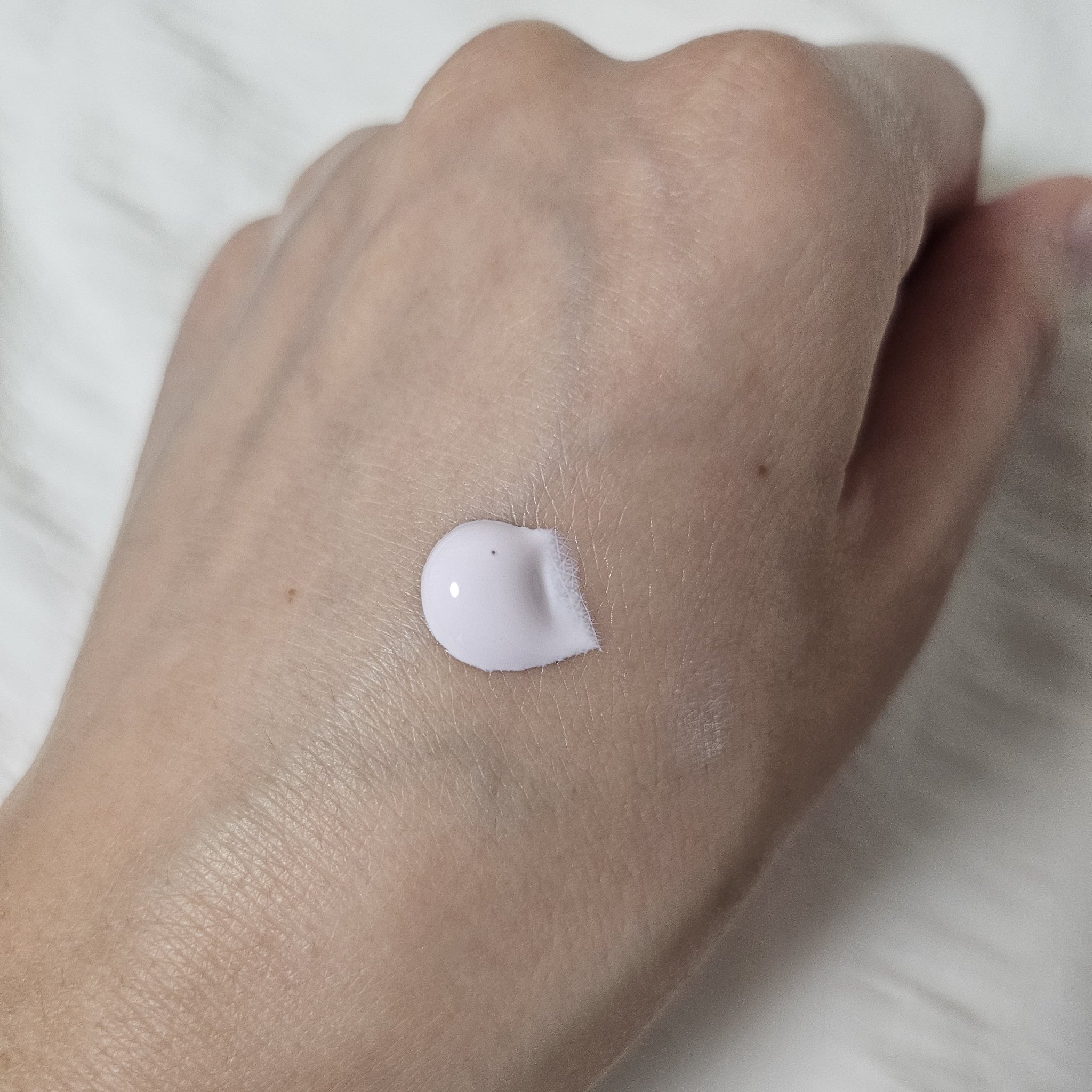 ウォータフルトーンアップサンクリーム/ダルバ/日焼け止めクリームを使ったクチコミ（2枚目）