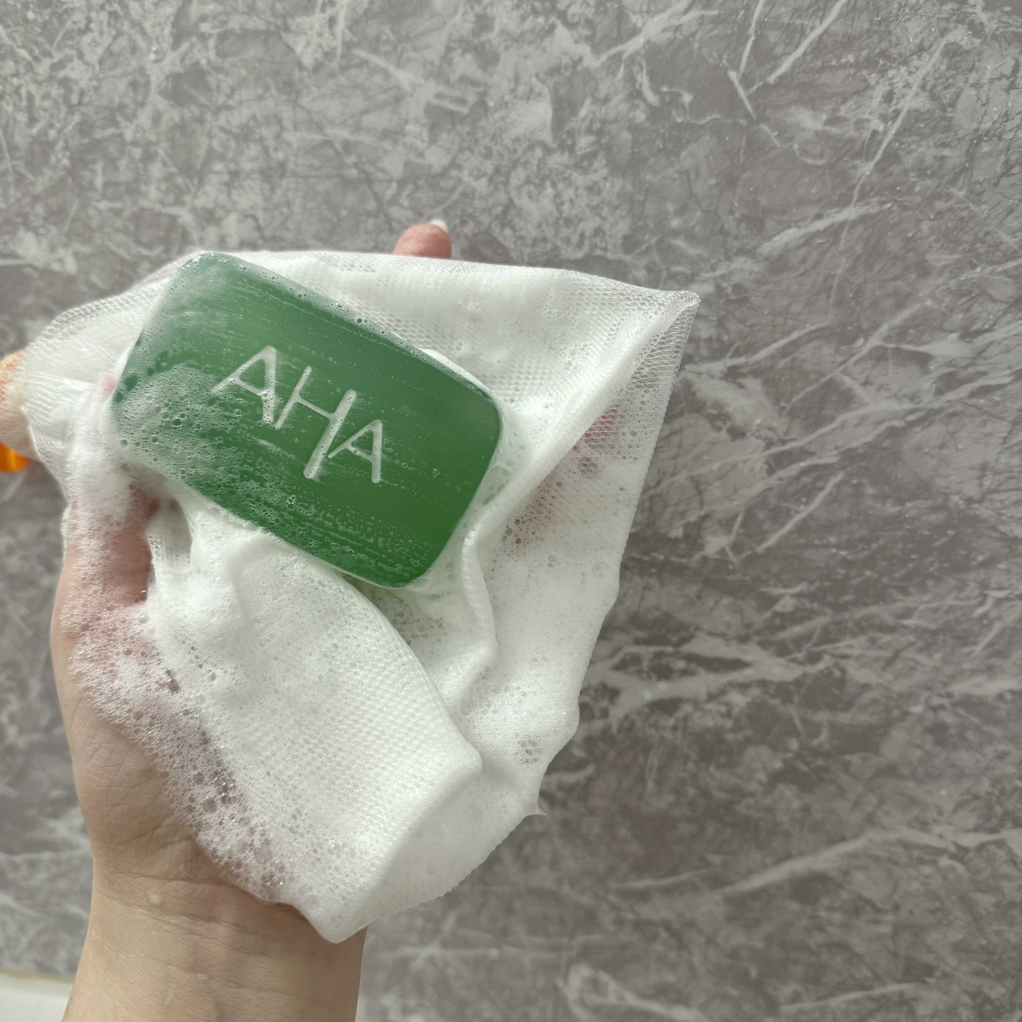 クレンジングリサーチ ソープ AHA＆ピール/クレンジングリサーチ/洗顔石鹸を使ったクチコミ（2枚目）