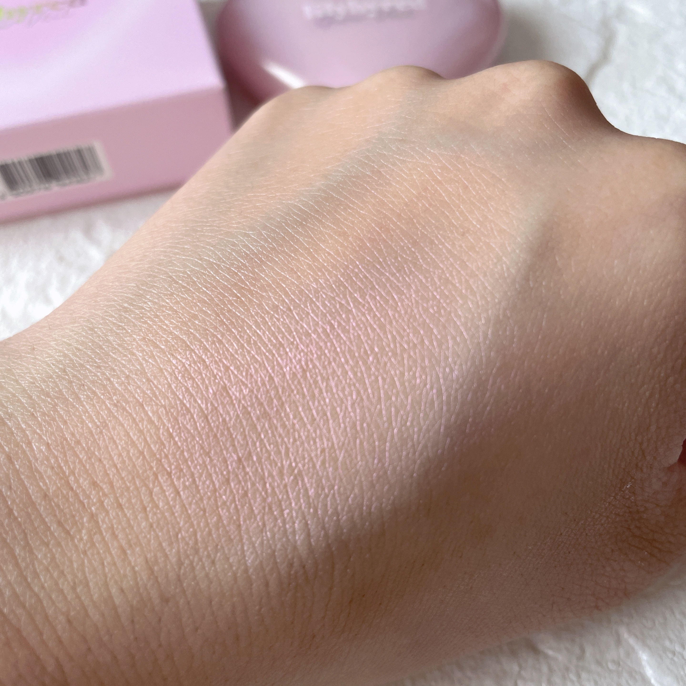 ラヴビーム グロウヴェール/lilybyred/パウダーハイライトを使ったクチコミ（3枚目）