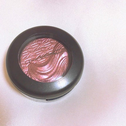 エクストラ ディメンション アイシャドウ/M・A・C/単色アイシャドウを使ったクチコミ(1枚目)