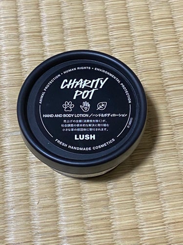 choco on LIPS 「#lush#ハンドクリーム#ボディーローション地元のショッピン..」（1枚目）