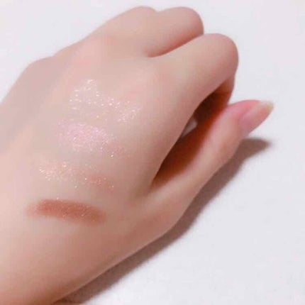 クレアボーテ ミラクルロマンス アイシャドウのクチコミ「
セーラームーン PK 💘
数年前、IT'S DEMOで買いました。パケ買いでしたが、発色も.....」(3枚目)