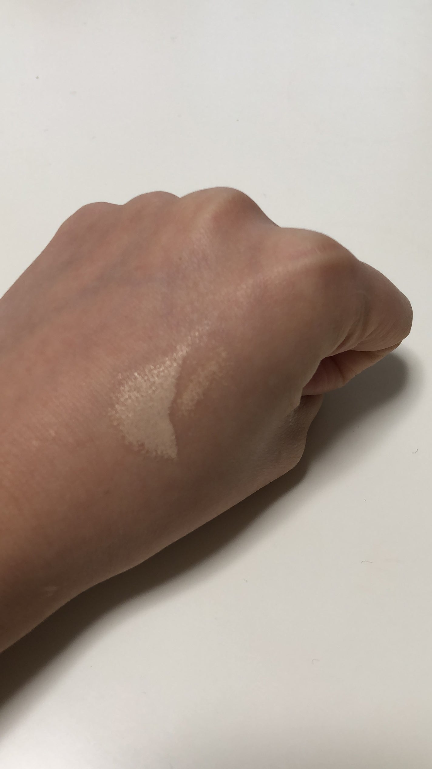 プリズム・リーブル・スキンケアリング・グロウ・クッション/GIVENCHY/クッションファンデーションを使ったクチコミ(2枚目)