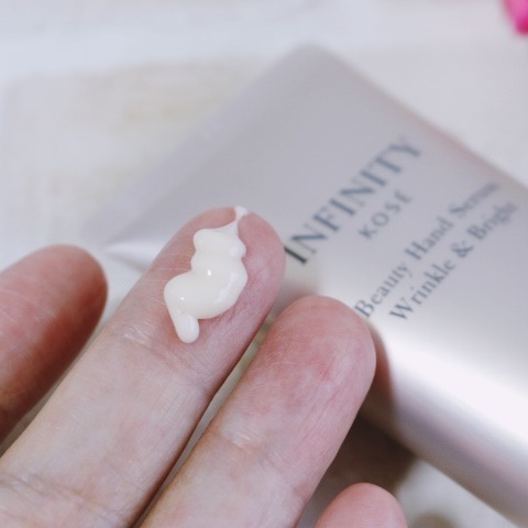 インフィニティ　ビューティーハンドセラム リンクル＆ブライト [医薬部外品]/インフィニティ/ハンドクリームを使ったクチコミ（2枚目）