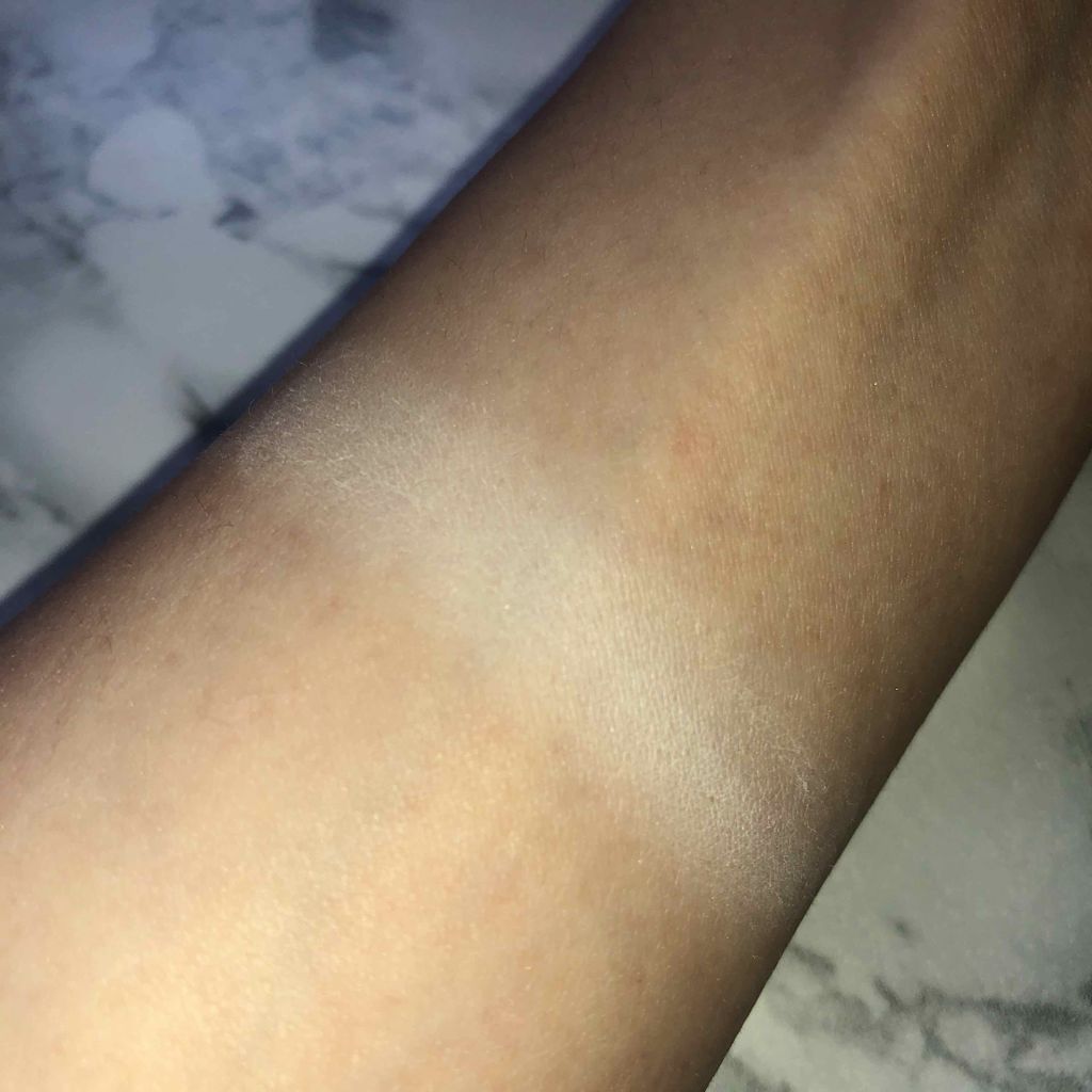 シルキーシャドウ/EPORASHE/単色アイシャドウを使ったクチコミ（3枚目）