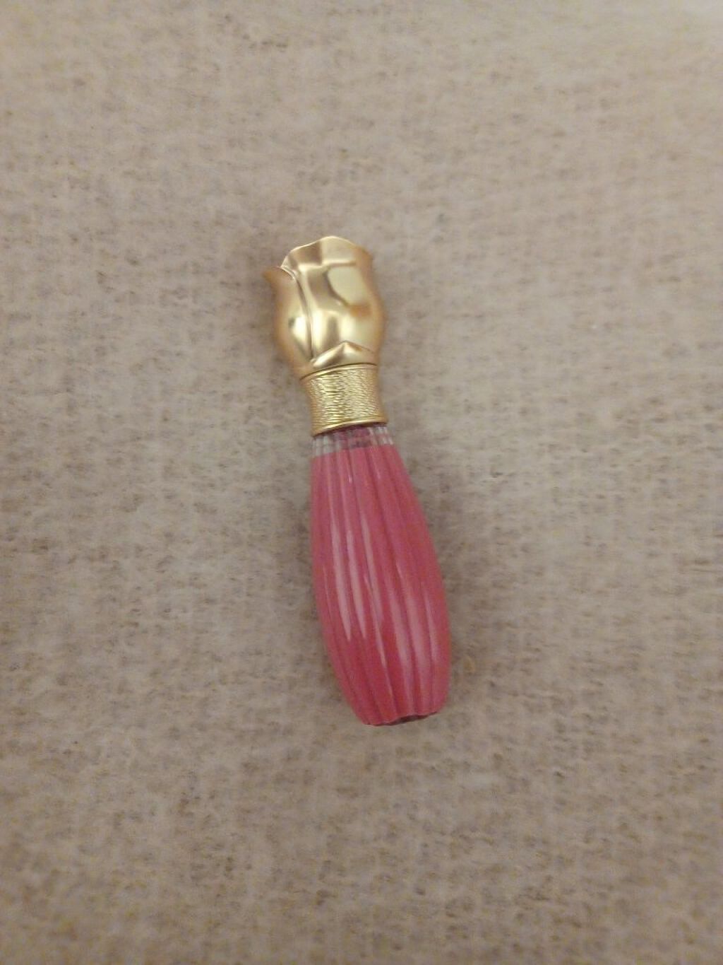 皆様いつも、いいね、フォロー、クリップ、コメントありがとうございます(*^^*)♡


#レ・メルヴェイユーズ ラデュレ
#ラデュレ リキッドルージュ
#09Pivoineピヴォワンヌ

少し前ですが、1番近い店舗さんで店員さんに選んで

