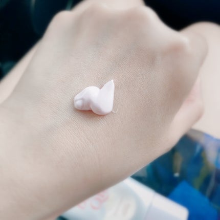 コエンリッチ ザ プレミアム ライトアップ モイストガード ハンドクリーム/コエンリッチQ10/ハンドクリームを使ったクチコミ(3枚目)