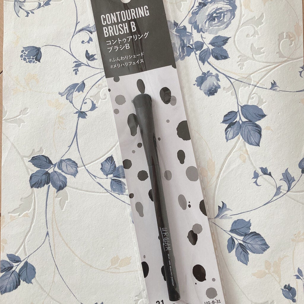 URGLAM CONTOURING BRUSH B(コントゥアリングブラシB)/U R GLAM/メイクブラシを使ったクチコミ(2枚目)