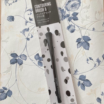 URGLAM CONTOURING BRUSH B(コントゥアリングブラシB)/U R GLAM/メイクブラシを使ったクチコミ(2枚目)
