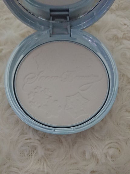 スノービューティー ホワイトニング フェースパウダー 2019/スノービューティー/プレストパウダーを使ったクチコミ(1枚目)