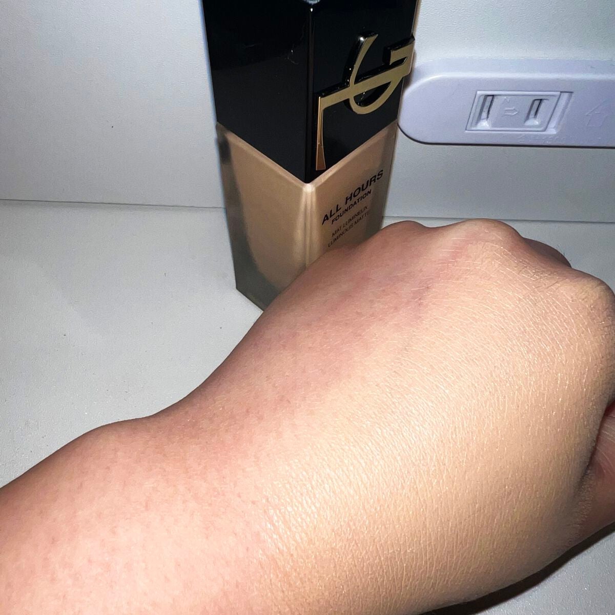 オールアワーズ リキッド/YVES SAINT LAURENT BEAUTE/リキッドファンデーションを使ったクチコミ(2枚目)