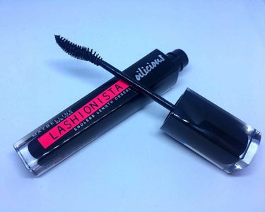 ラッシュニスタ オイリシャス/MAYBELLINE NEW YORK/マスカラを使ったクチコミ（3枚目）