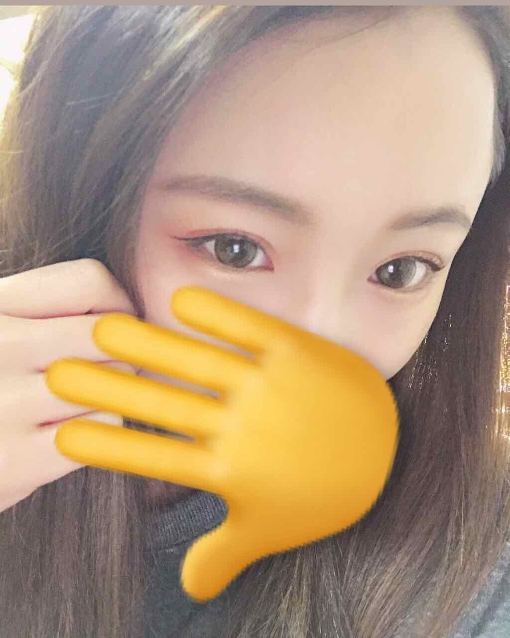 プリズム パウダーアイカラー/リンメル ロンドン/単色アイシャドウを使ったクチコミ（3枚目）