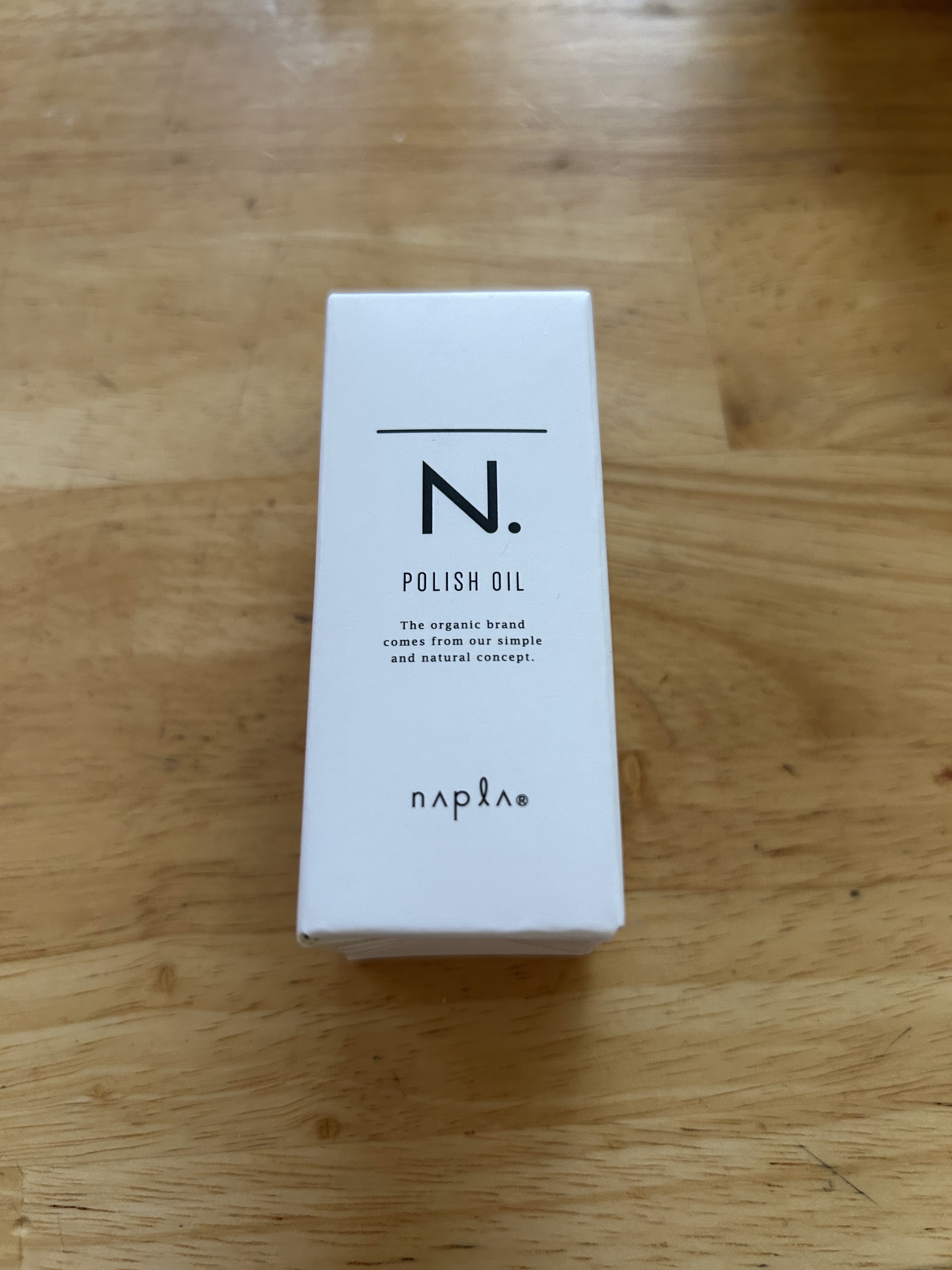 N.N. ポリッシュオイル30ml　

かなりしっとりします。お試し用に30ml買ったけど次は大きいの買おうかな？？