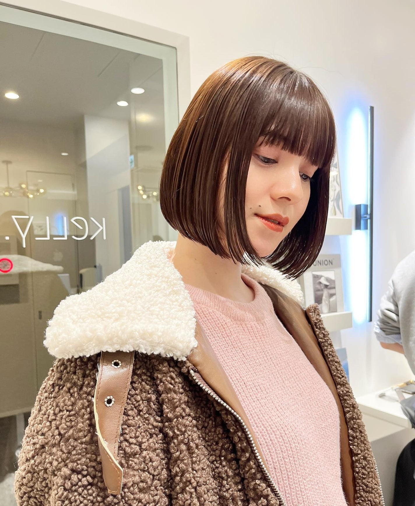 HARUNA on LIPS 「.お客様スタイル✨.ぱっつんとボブ💕💕.扱いやすいようにうちに..」(1枚目)