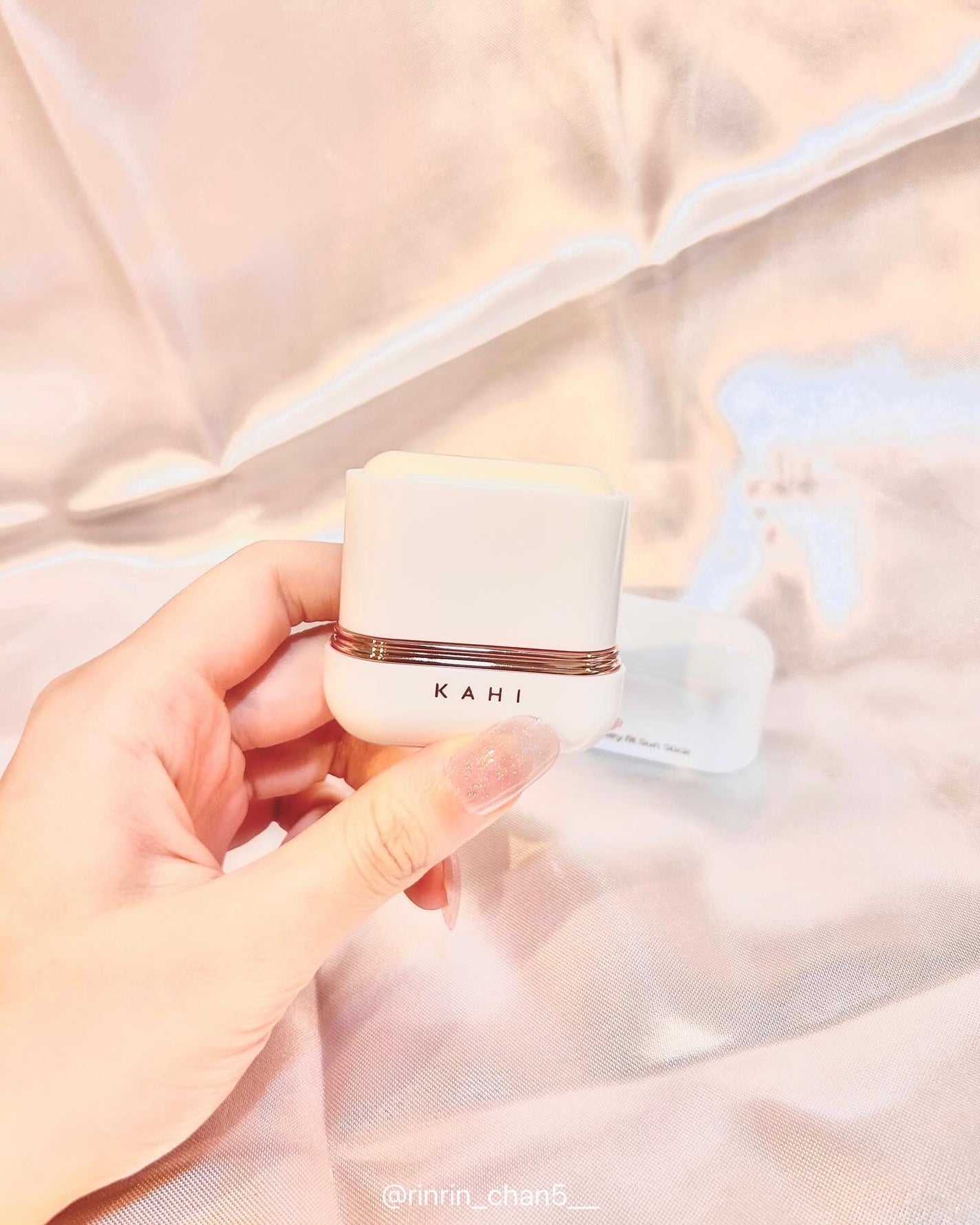 エアリーフィットサンスティック/KAHI/日焼け止めスティックを使ったクチコミ(2枚目)