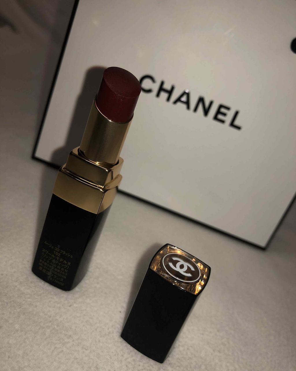 ルージュ ココ フラッシュ 102 ヌワール モデルヌ/CHANEL/口紅を使ったクチコミ（1枚目）