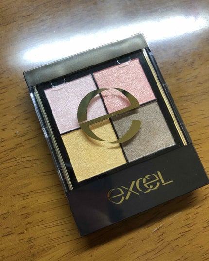 リアルクローズシャドウ/excel/アイシャドウパレットを使ったクチコミ(1枚目)