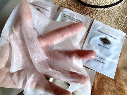 Royal Facial Mask ローヤル シートマスク トライアルセット 5枚/昭和商事/シートマスク・パックを使ったクチコミ(4枚目)