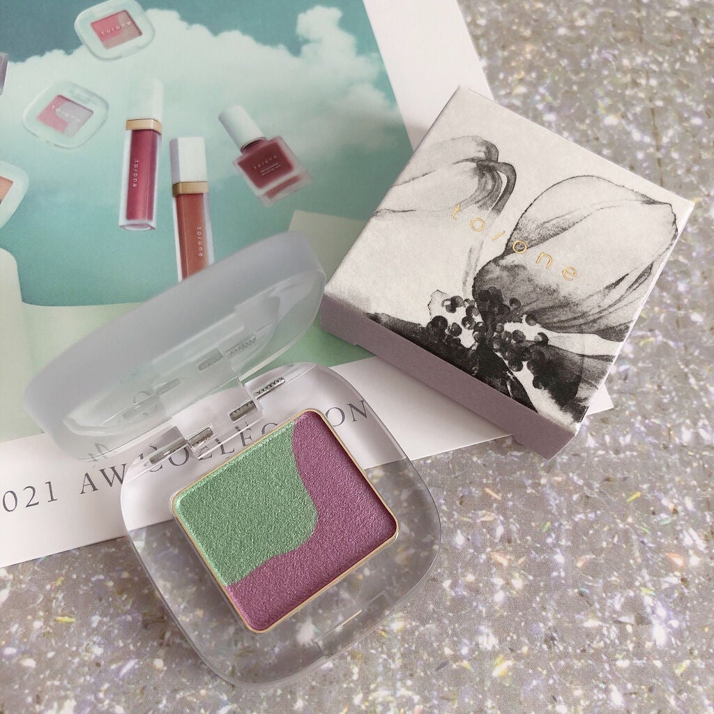 ペタル フロート アイシャドウ/to/one/アイシャドウパレットを使ったクチコミ(2枚目)