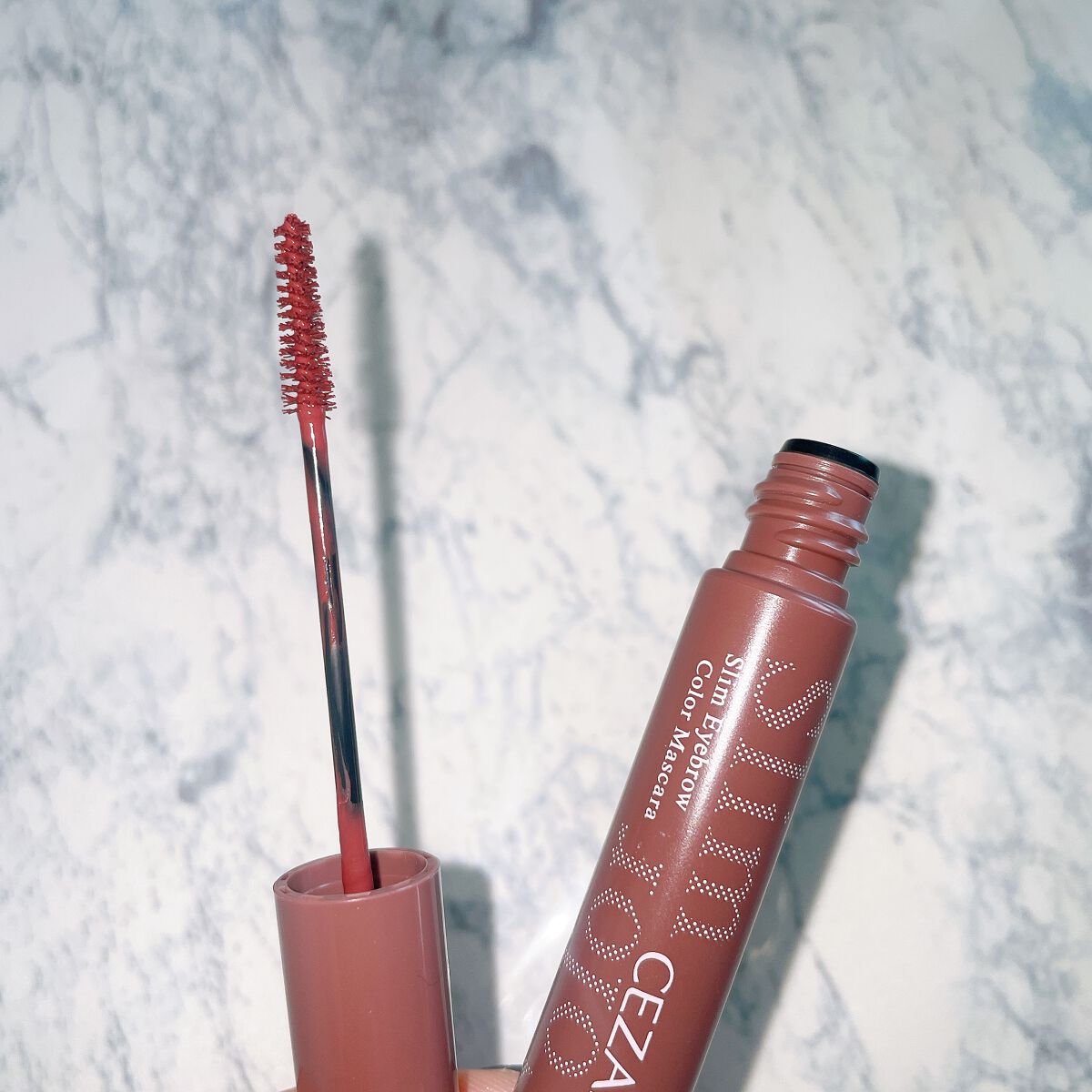 極細アイブロウマスカラ C2 モーヴブラウン/CEZANNE/眉マスカラを使ったクチコミ（2枚目）