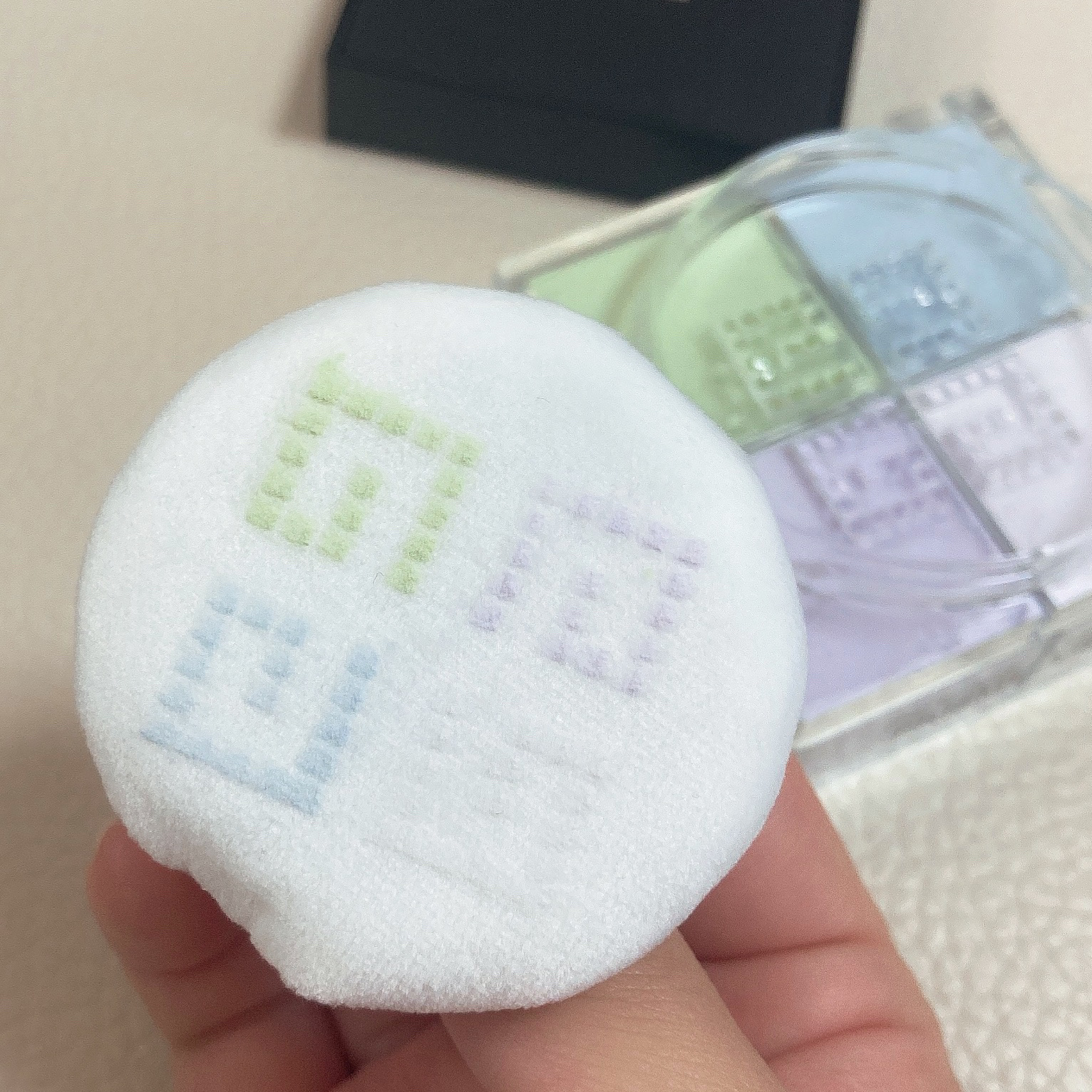 プリズム・リーブル/GIVENCHY/ルースパウダーを使ったクチコミ（2枚目）