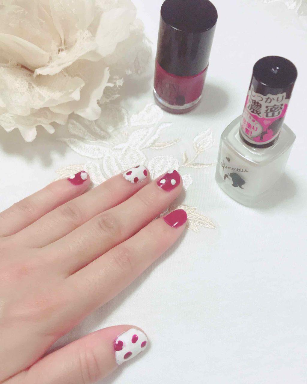 At サロンネイルエナメル Art Collectionを使った口コミ 水玉ネイル 夏になると水玉模様のお洋服や By ゆうき 普通肌 Lips