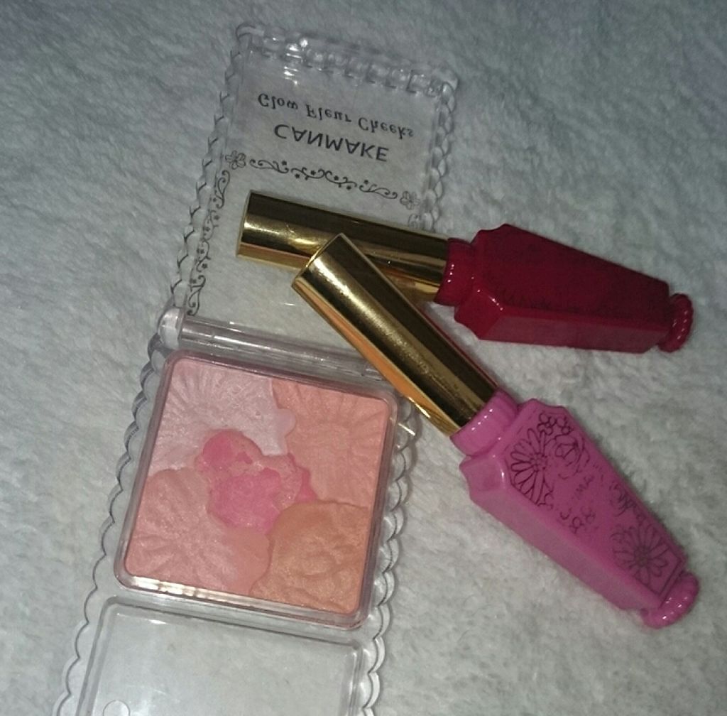 グロウフルールチークス/キャンメイク/パウダーチークを使ったクチコミ(1枚目)