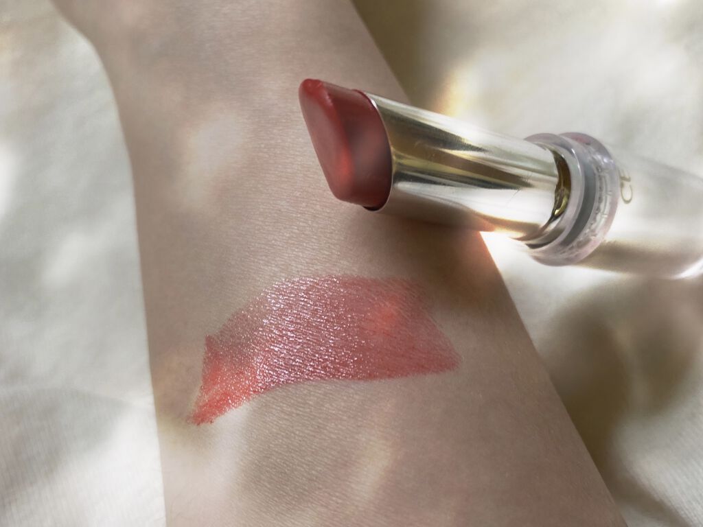 ラスティンググロスリップ/CEZANNE/口紅を使ったクチコミ（2枚目）