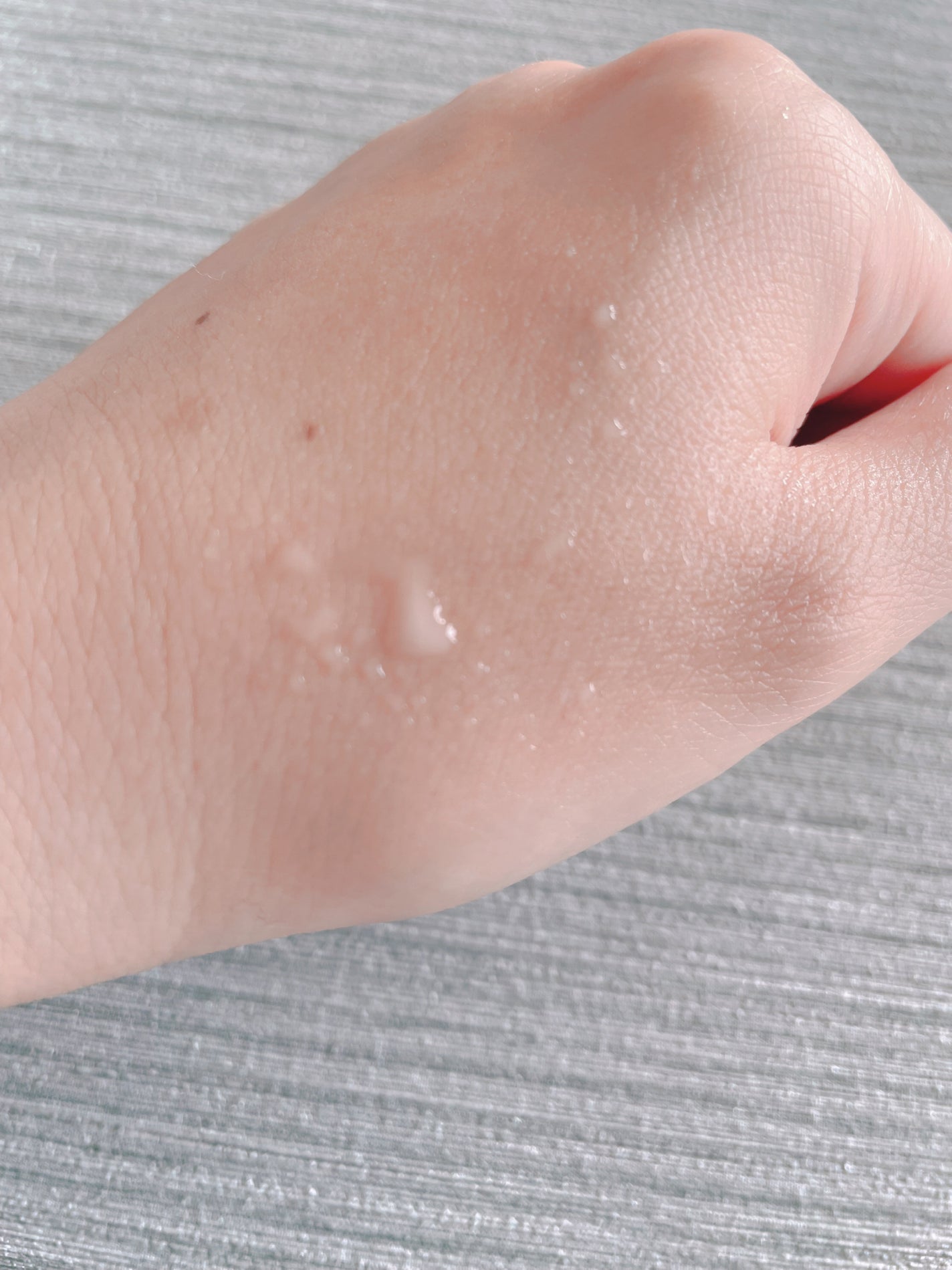 ダルバ ホワイトトリュフファーストスプレーセラム/ダルバ/ミスト状化粧水を使ったクチコミ(4枚目)