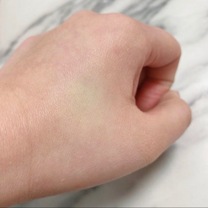 GLITTER GLUE/Too Faced/化粧下地を使ったクチコミ(4枚目)