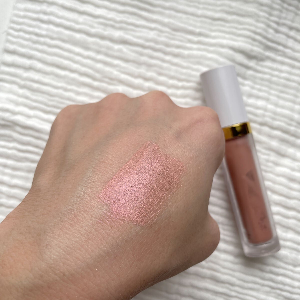 トーン ペタル リキッド アイシャドウ/to/one/リキッドアイシャドウを使ったクチコミ(5枚目)