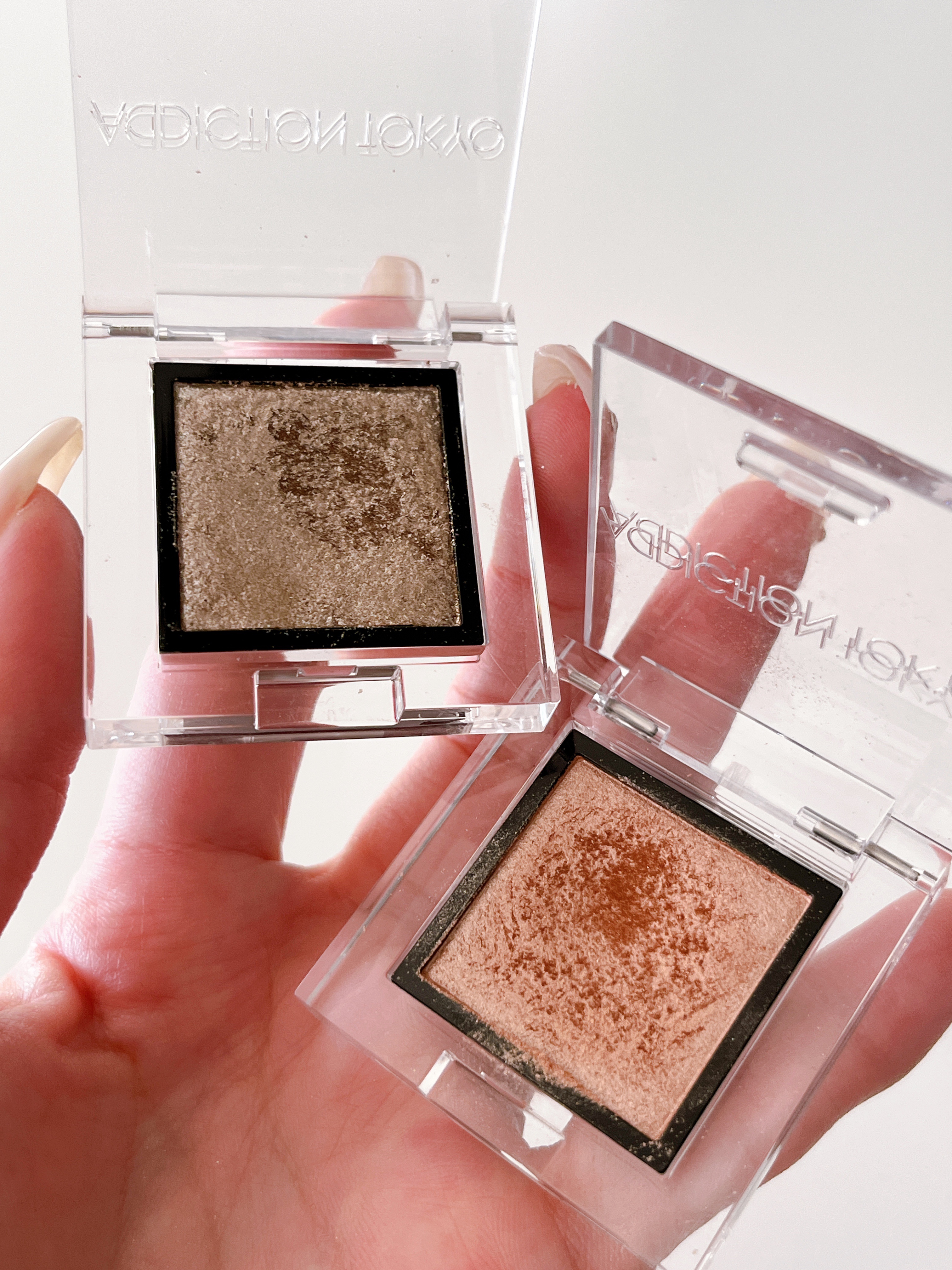 アディクション ザ アイシャドウ スパークル/ADDICTION/単色アイシャドウを使ったクチコミ（2枚目）