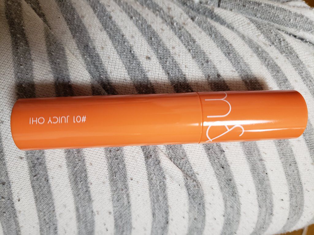 ジューシーラスティングティント/rom&nd/リップティントを使ったクチコミ(1枚目)