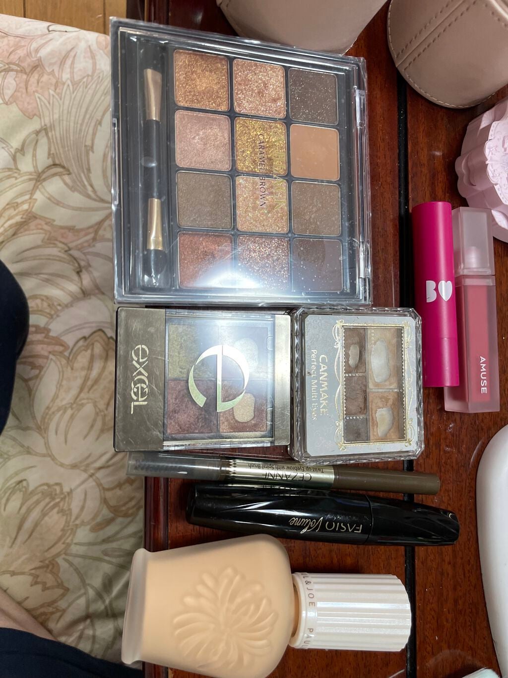 パーフェクトマルチアイズ/キャンメイク/アイシャドウパレットを使ったクチコミ(4枚目)