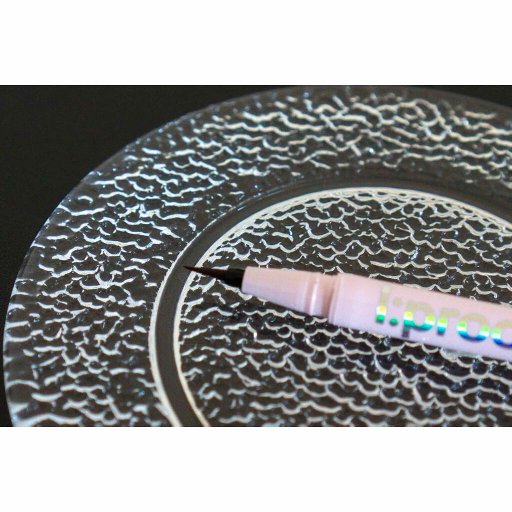 ウルトラスムースアイライナー/アイプルーフ/リキッドアイライナーを使ったクチコミ（3枚目）