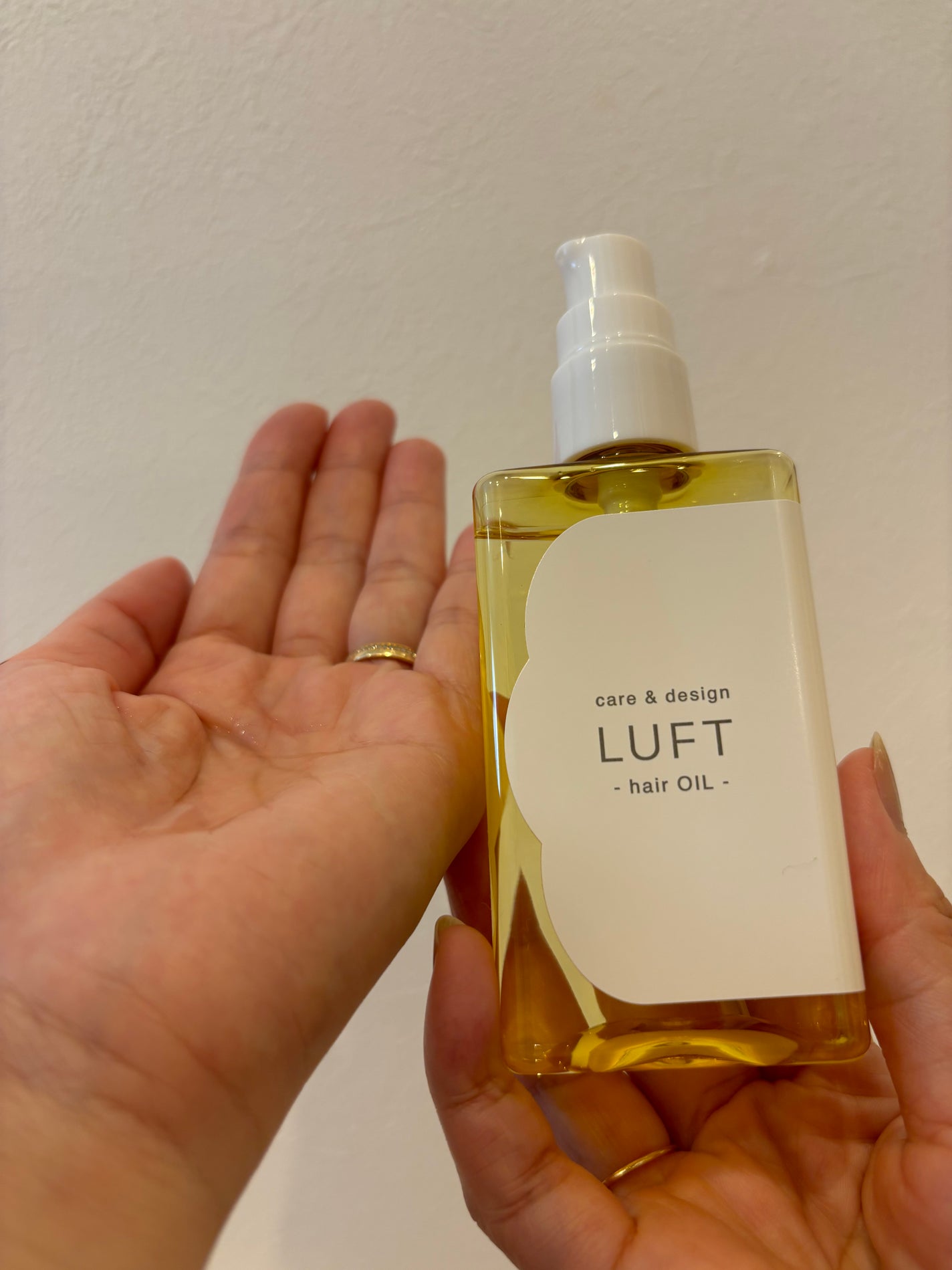 ケア&デザイン オイルH/LUFT/ヘアオイルを使ったクチコミ(2枚目)