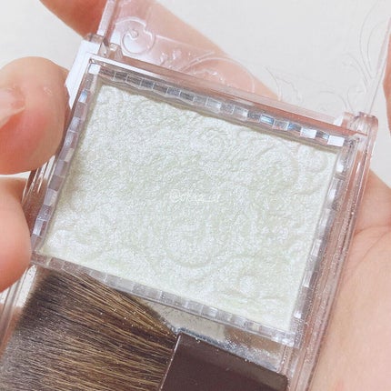 パールグロウハイライト/CEZANNE/パウダーハイライトを使ったクチコミ(8枚目)