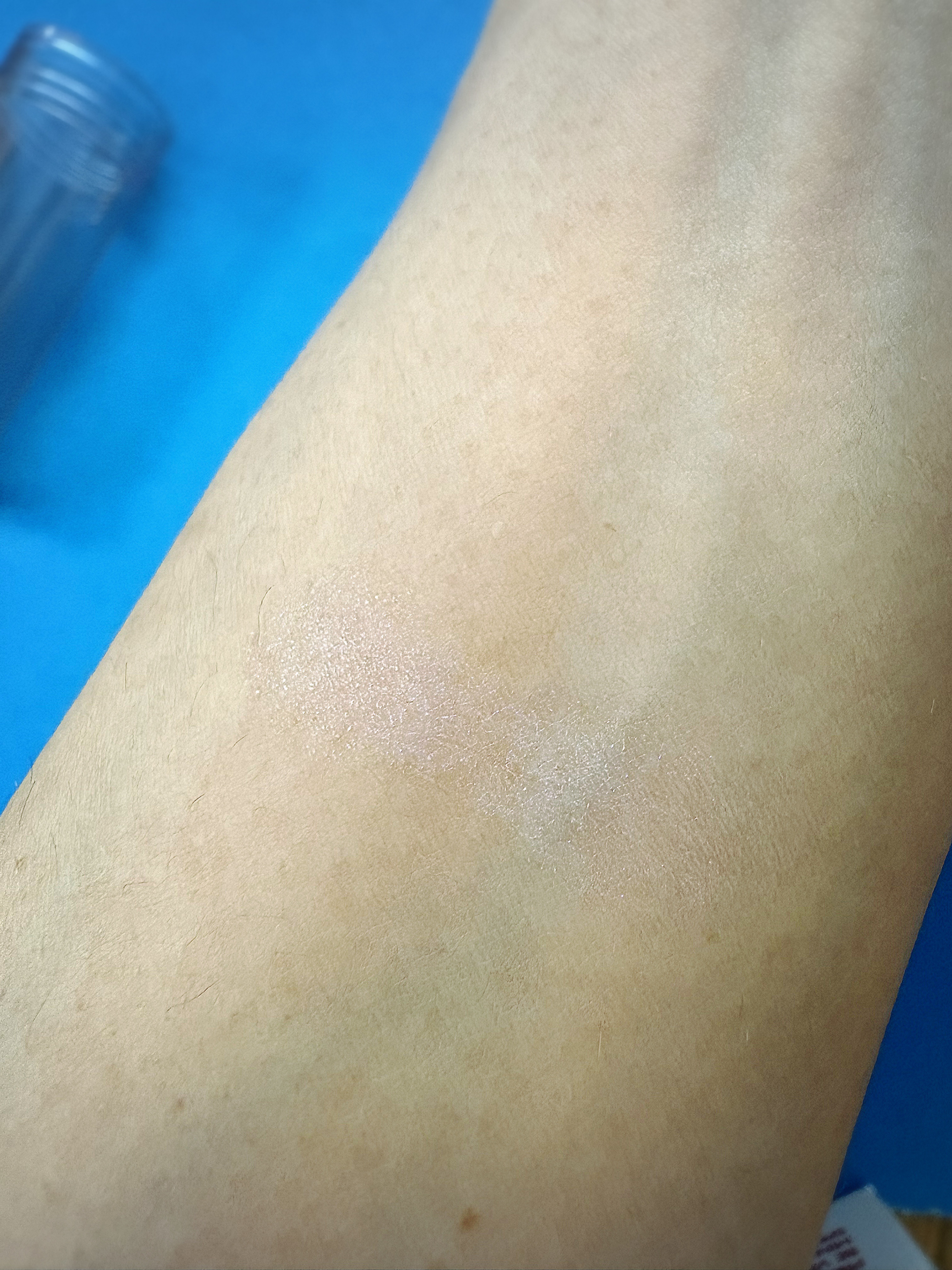 ビーグロースティックラディアンス ムーンライト/espoir/スティックハイライトを使ったクチコミ（3枚目）